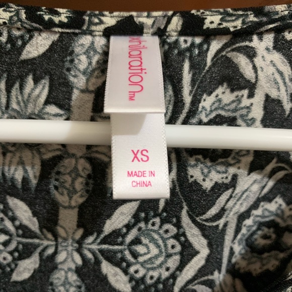 Black and White Floral Dress - Picture 2 of 4